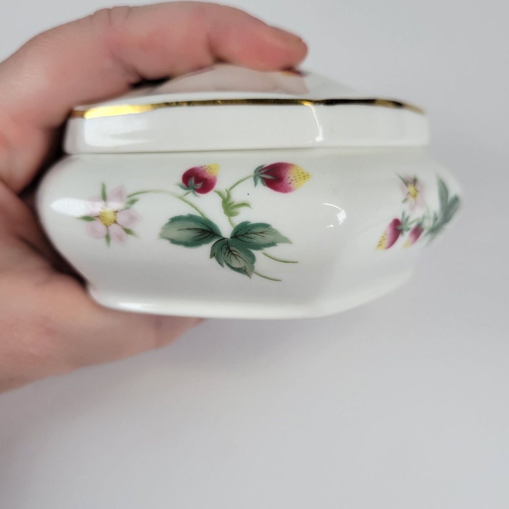 Vtg St. Michael Ashbourne Trinket Vanity Box Fine China Floral Butterfly Hexagon - Picture 5 of 9